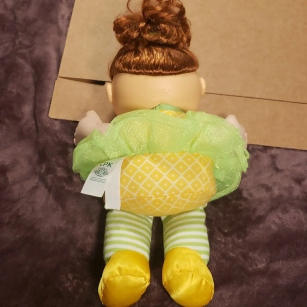 Cabbage patch doll‎